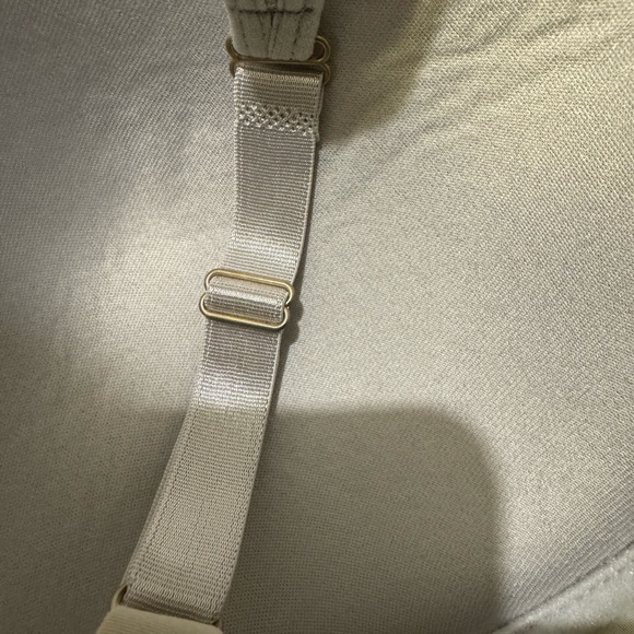 NWOT Jessica Simpson 40D underwire Bra - Picture 3 of 5